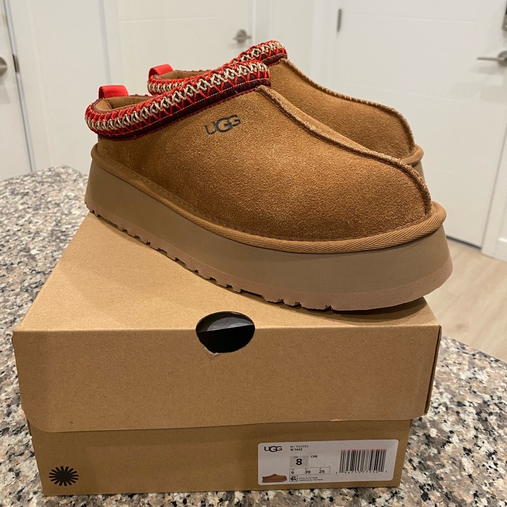 Tazz Suede Platform Slipper